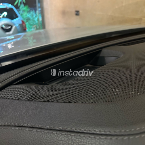 Mercedes E 350 2018 Silver Automatic Used for Sale in Cairo - 7