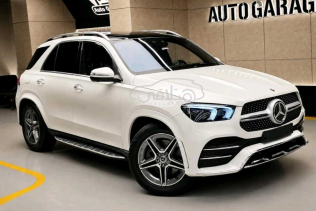 Mercedes GLE 450 2023 White Automatic Used for Sale in Alexandria