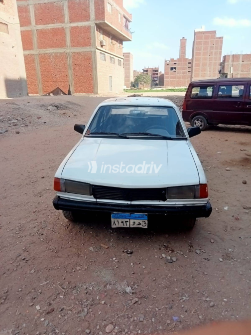 بيجو 305 1979 أبيض يدوي مستعملة للبيع في القليوبية‎‎ - 7