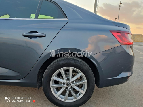 رينو ميجان 2020 رمادي غامق أوتوماتيك مستعملة للبيع في مصر الجديدة - 8