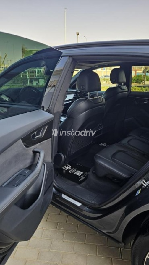 Audi Q8 2023 White Automatic Used for Sale in Sheikh Zayed City - 3