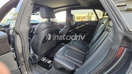Audi Q8 2023 White Automatic Used for Sale in Sheikh Zayed City - 4