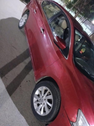 Nissan Sentra 2017 White Automatic Used for Sale in Greater Cairo ( Cairo + Giza)