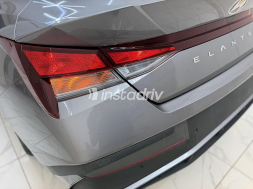 Hyundai Elantra 2024 Gray Automatic Used for Sale in Alexandria - 3