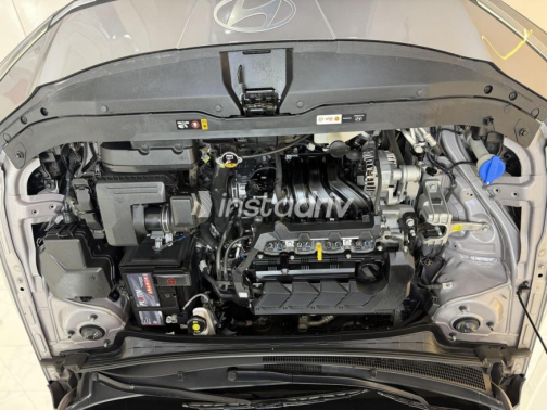 Hyundai Elantra 2024 Gray Automatic Used for Sale in Alexandria - 4