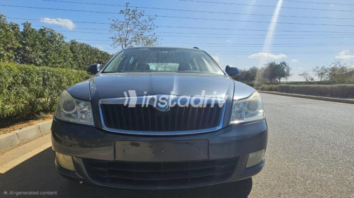 Skoda Octavia Combi 2010 Blue Automatic Used for Sale in Dokki - 2