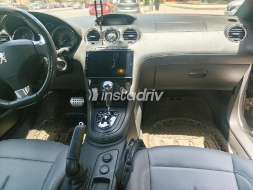 Peugeot RCZ 2011 Silver Automatic Used for Sale in Heliopolis - 10