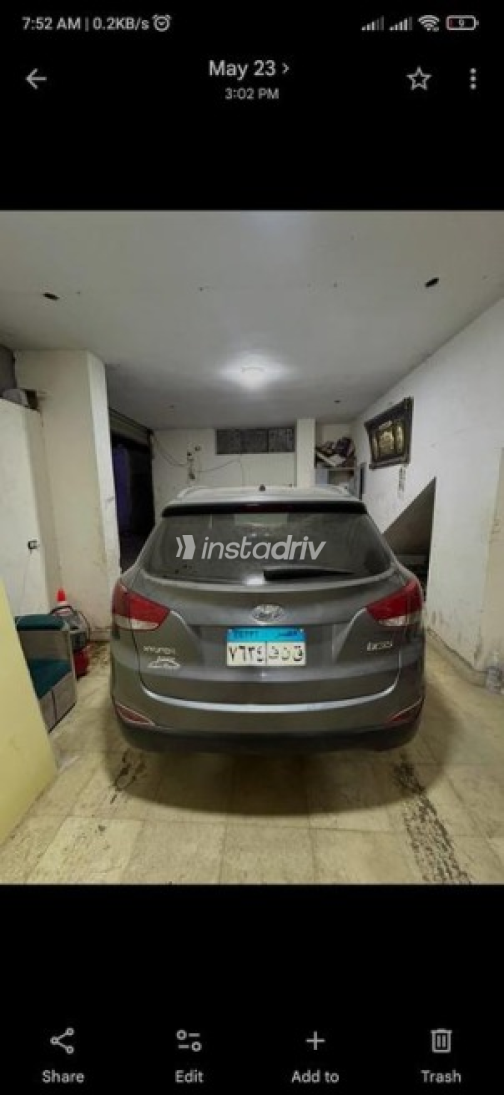 هيونداي IX 35 2013 رمادي أوتوماتيك مستعملة للبيع في الفيوم - 1