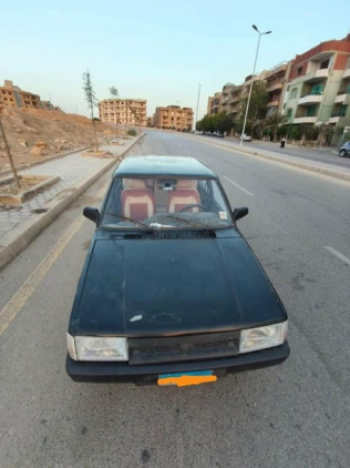 فيات شاهين 2005 أسود يدوي مستعملة للبيع في العبور