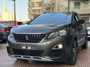 بيجو 3008 2019 رمادي أوتوماتيك مستعملة للبيع في الفيوم