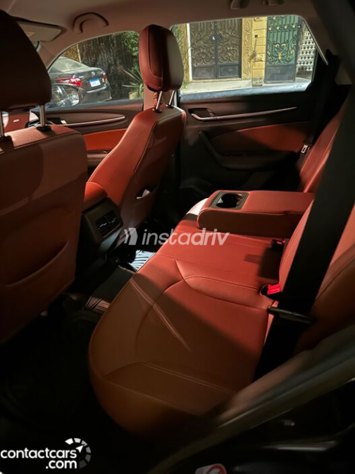 بريليانس V6 2021 أسود أوتوماتيك مستعملة للبيع في الجيزة - 2