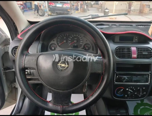 Opel Corsa 2005 Silver Manual Used for Sale in Maadi - 4