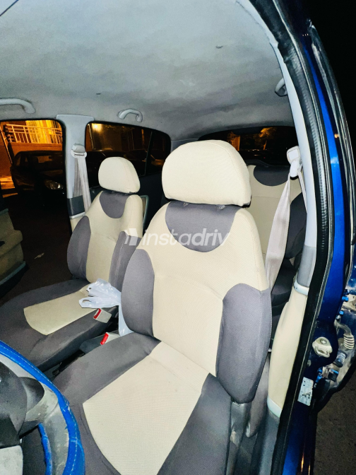 اسبيرانزا A113 2011 أزرق يدوي مستعملة للبيع في مدينتى - 6