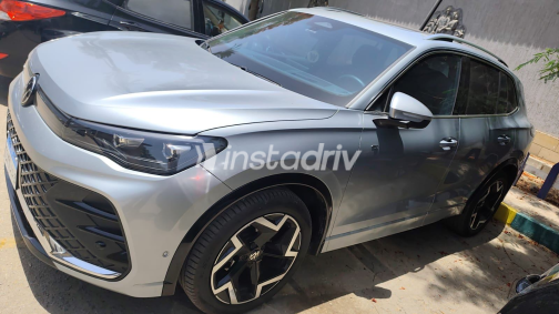 Volkswagen Tiguan 2025 Silver Automatic Used for Sale in Cairo - 6