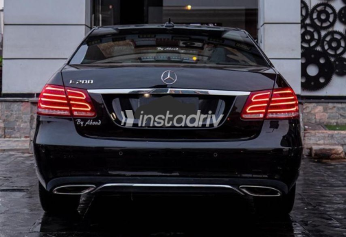 Mercedes E 200 2015 Black Automatic Used for Sale in Cairo - 4