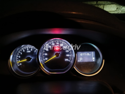 Renault Sandero 2018 Silver Automatic Used for Sale in Giza - 1