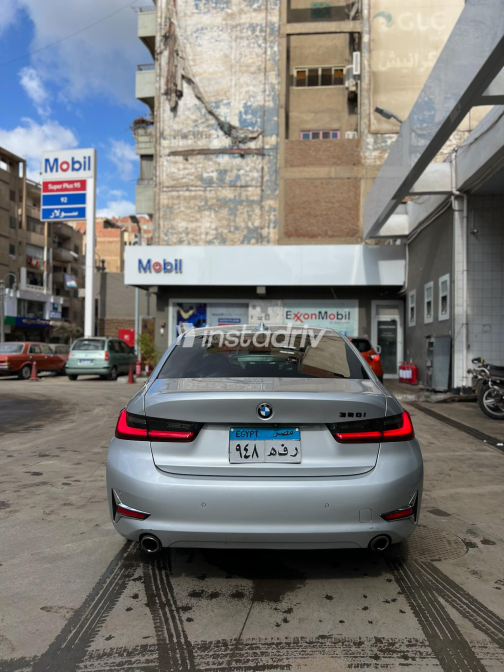 بي ام دبليو 320 2020 فضي أوتوماتيك مستعملة للبيع في مدينة نصر - 5