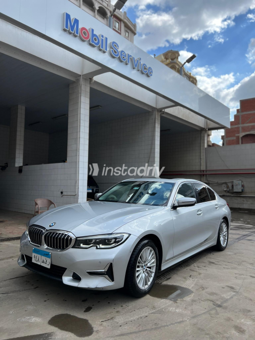 بي ام دبليو 320 2020 فضي أوتوماتيك مستعملة للبيع في مدينة نصر - 10