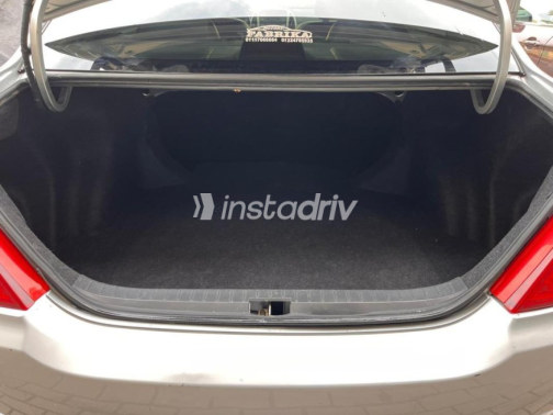 Byd F3 2025 Silver Manual Used for Sale in Cairo - 6
