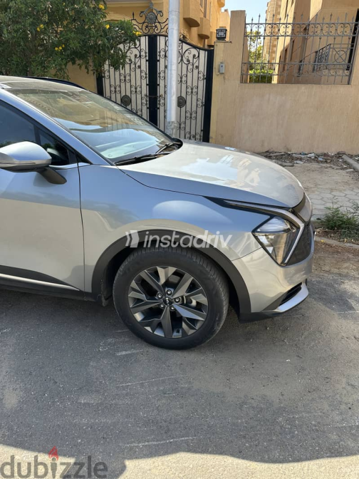 Kia Sportage 2024 Gray Automatic Used for Sale in Obour City - 2