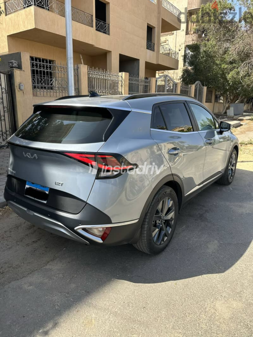 Kia Sportage 2024 Gray Automatic Used for Sale in Obour City - 8