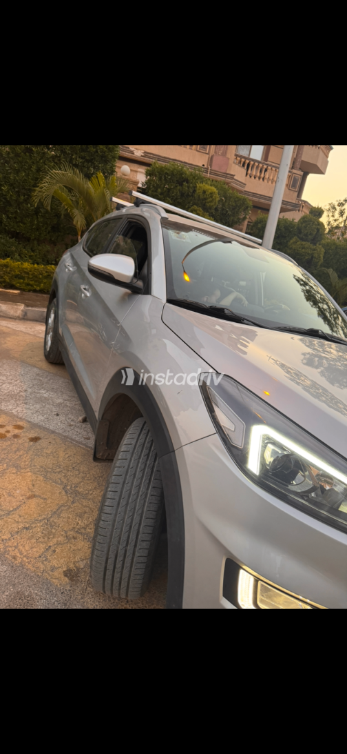 Hyundai Tucson 2021 Silver Automatic Used for Sale in Cairo - 1