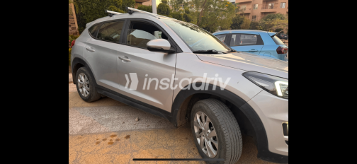 Hyundai Tucson 2021 Silver Automatic Used for Sale in Cairo - 3