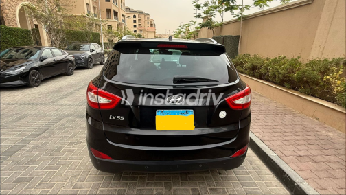 Hyundai IX 35 2015 Black Automatic Used for Sale in Cairo - 5