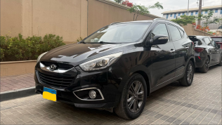 Hyundai IX 35 2015 Black Automatic Used for Sale in Cairo