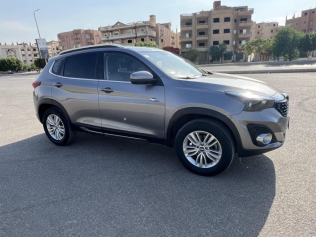 شيرى تيجو 7 2023 رمادي غامق أوتوماتيك مستعملة للبيع في العبور