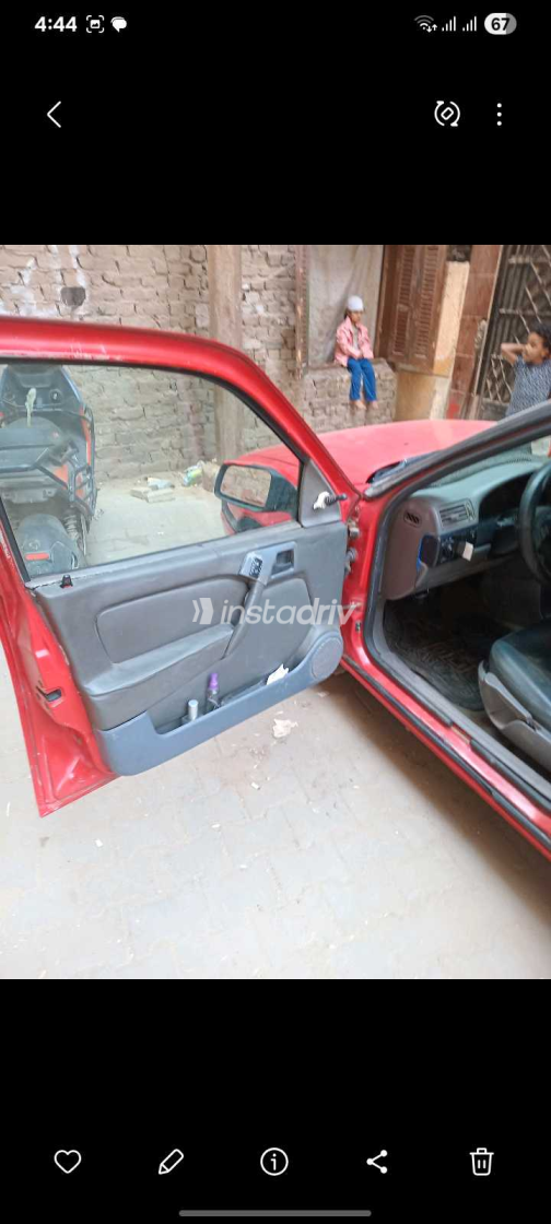Opel Vectra 1986 Red Manual Used for Sale in Giza - 1