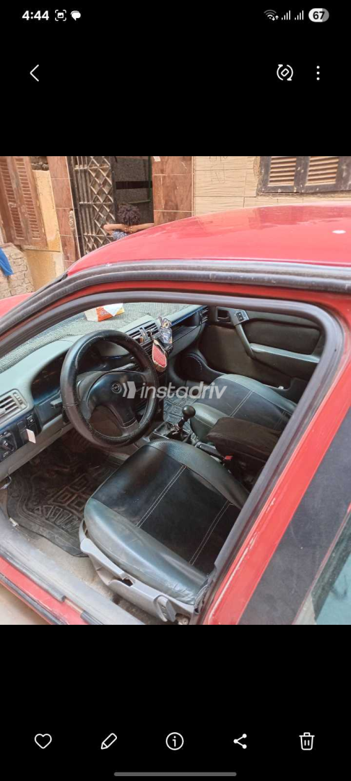 Opel Vectra 1986 Red Manual Used for Sale in Giza - 6