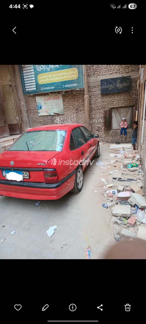 Opel Vectra 1986 Red Manual Used for Sale in Giza - 9