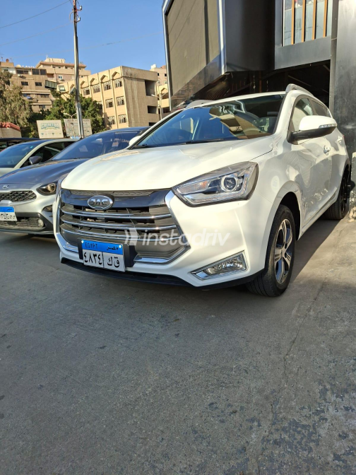 Jac S2 2025 White Automatic Used for Sale in Nasr city - 4