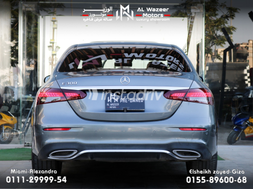 Mercedes E 300 2021 Gray Automatic Used for Sale in Giza - 2