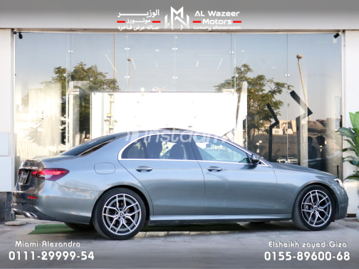 Mercedes E 300 2021 Gray Automatic Used for Sale in Giza - 6
