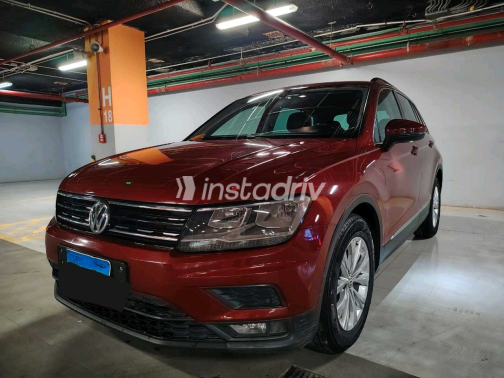Volkswagen Tiguan 2018 Red Automatic Used for Sale in Giza - 4