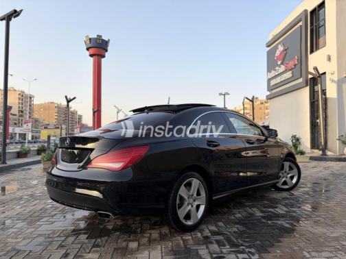 Mercedes CLA 180 2015 Black Automatic Used for Sale in Cairo - 4