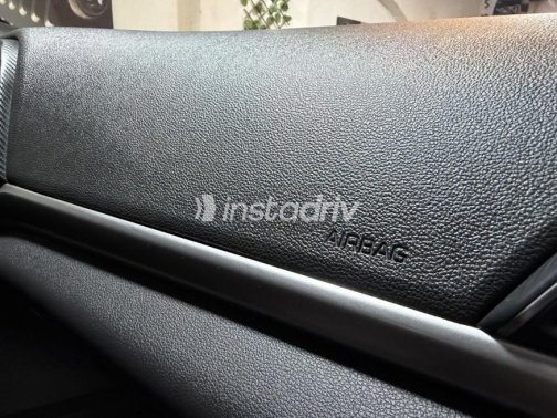 Hyundai Elantra 2025 Red Automatic Used for Sale in Cairo - 7