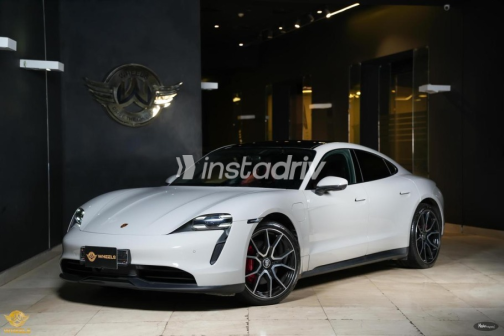 بورش تايكان 2024 أبيض أوتوماتيك مستعملة للبيع في القاهرة - 1