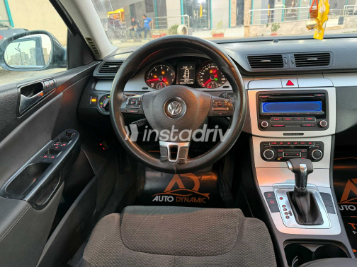 Volkswagen Passat 2011 Gray Automatic Used for Sale in Nasr city - 3