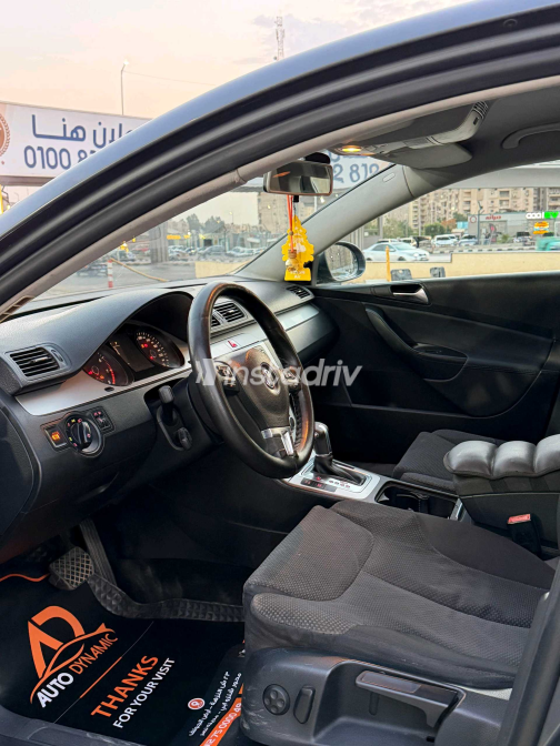 Volkswagen Passat 2011 Gray Automatic Used for Sale in Nasr city - 6