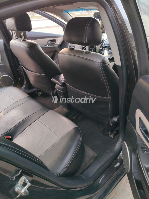 Chevrolet Cruze 2016 Brown Automatic Used for Sale in Asyut - 9