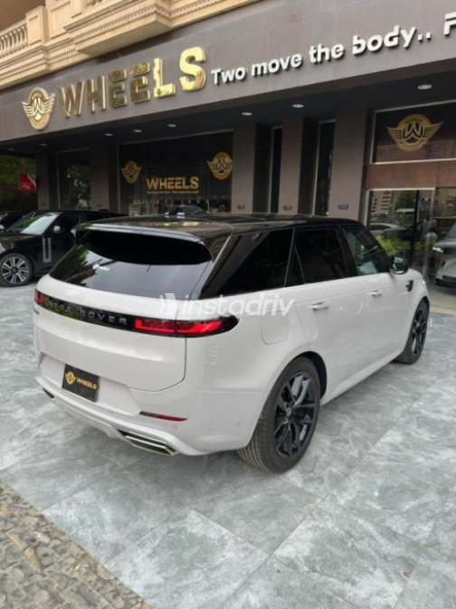 Land Rover Range Rover Sport 2025 White Automatic Used for Sale in Cairo - 2