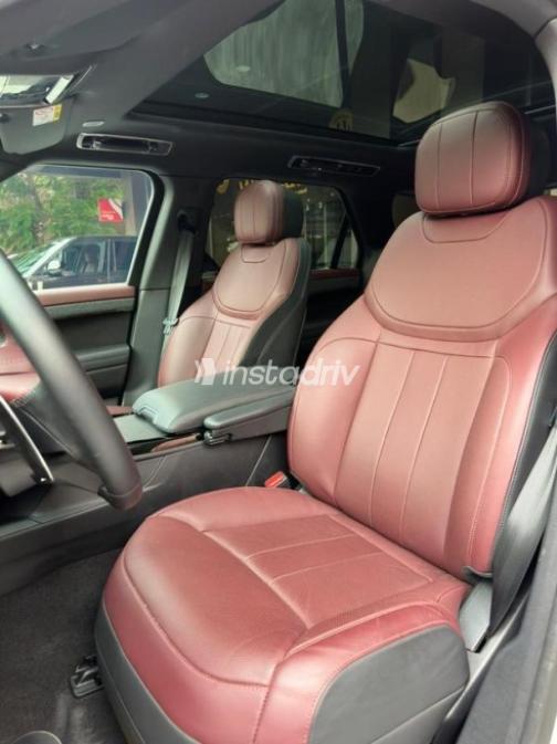 Land Rover Range Rover Sport 2025 White Automatic Used for Sale in Cairo - 5