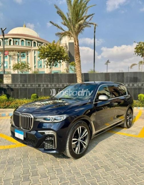 BMW X7 2020 Dark Blue Automatic Used for Sale in Cairo - 2
