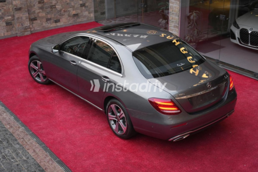 Mercedes E 180 2019 Gray Automatic Used for Sale in Nasr city - 4