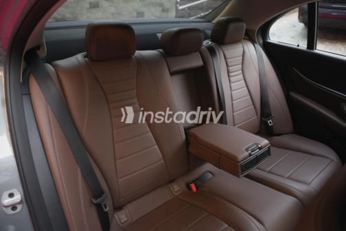 Mercedes E 180 2019 Gray Automatic Used for Sale in Nasr city - 7