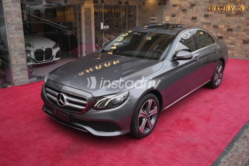 Mercedes E 180 2019 Gray Automatic Used for Sale in Nasr city - 9