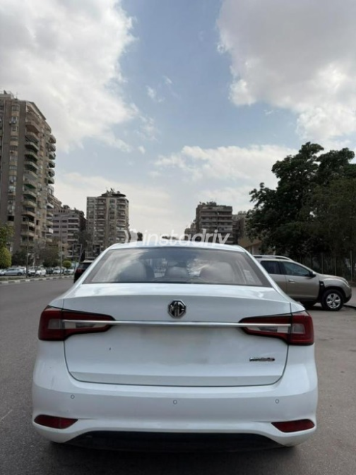 MG 5 2021 White Automatic Used for Sale in Nasr city - 4